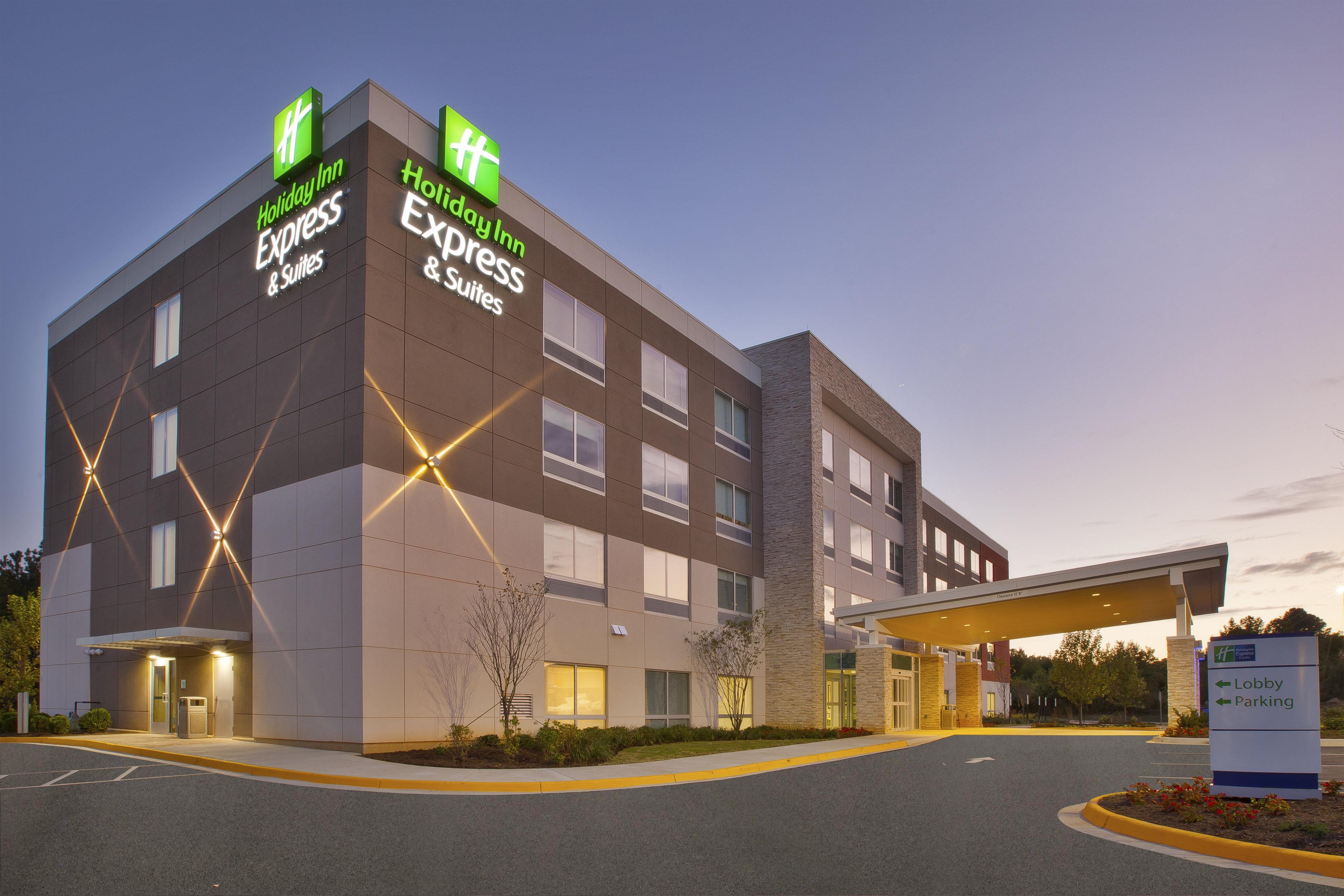 Holiday Inn Express And Suites South Hill By Ihg Exteriér fotografie